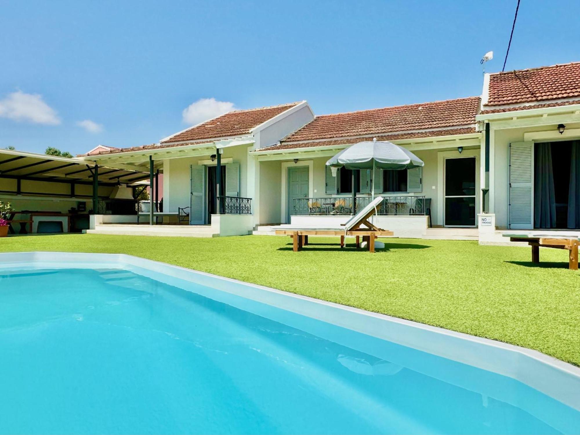 Doramarie With Private Pool By Dadovillas Vilă